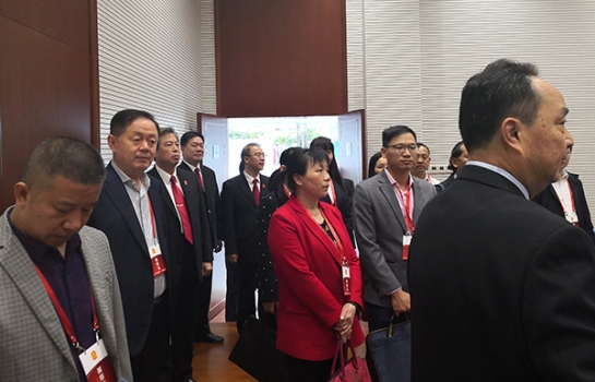 全国人大代表、方大集团董事长熊建明参加最高人民法院第一巡回法庭视察调研座谈