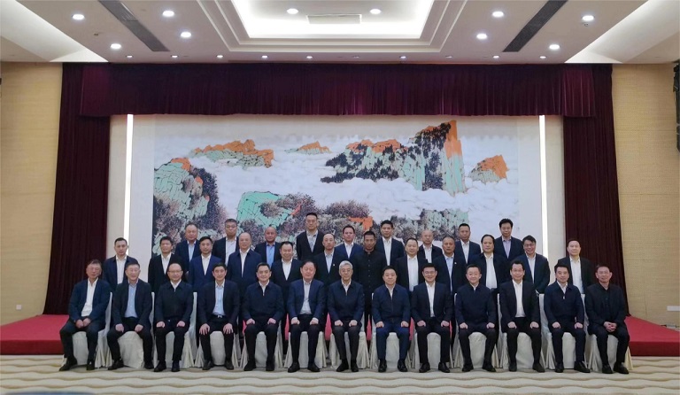 江西省委书记尹弘、省长叶建春会见方大集团董事长熊建明等赣商代表
